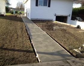 Concrete sidewalk forming and finishing in Victoria BC