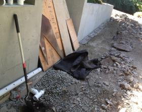 Architectural concrete retaining wall and drainage in Victoria BC